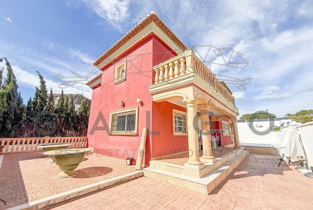 Venta - Chalet - L'Eliana - El Carme-Sant Agustí-Bonavista