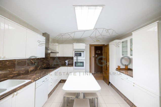 Alquiler a largo plazo - Piso - Valencia - Sant Francesc