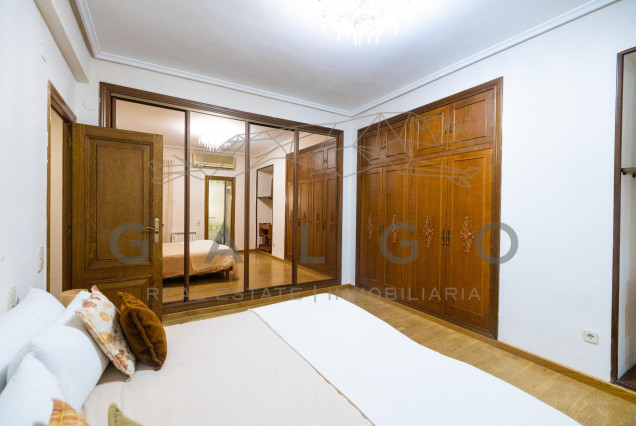 Alquiler a largo plazo - Piso - Valencia - Sant Francesc