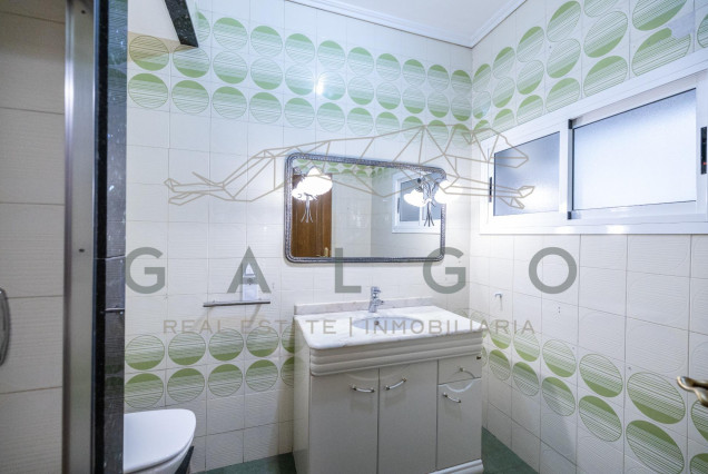 Alquiler a largo plazo - Piso - Valencia - Sant Francesc