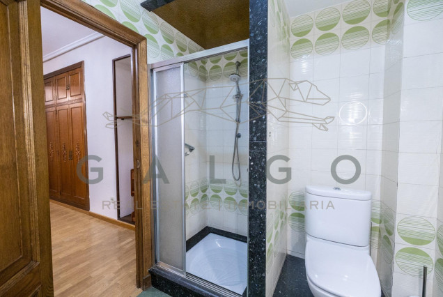 Alquiler a largo plazo - Piso - Valencia - Sant Francesc