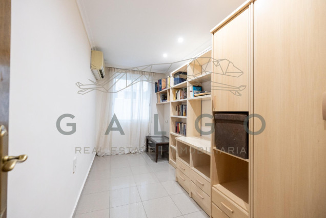 Alquiler a largo plazo - Piso - Valencia - Sant Francesc