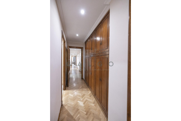 Alquiler a largo plazo - Piso - Valencia - Sant Francesc