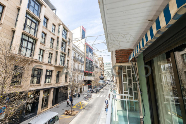 Alquiler a largo plazo - Piso - Valencia - Sant Francesc