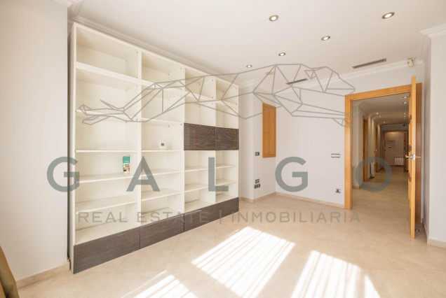 Long time Rental - Office - Valencia - Sant Francesc