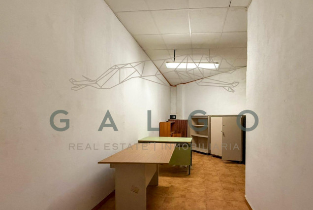 Alquiler a largo plazo - Local comercial - Valencia - Patraix