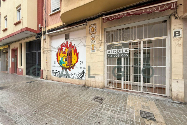 Alquiler a largo plazo - Local comercial - Valencia - Patraix