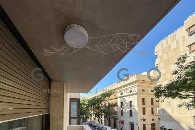Alquiler a largo plazo - Piso - Valencia - Sant Francesc