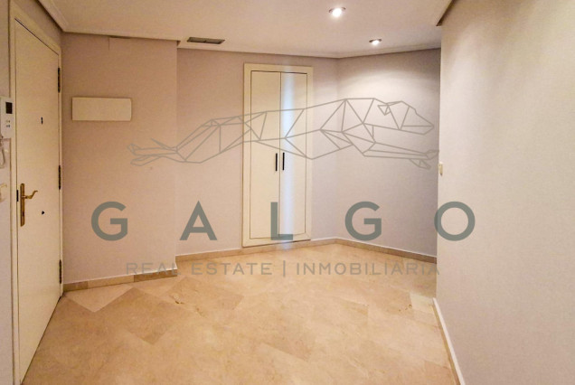 Alquiler a largo plazo - Piso - Valencia - Sant Pau