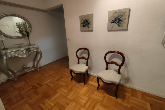 Alquiler a largo plazo - Piso - Valencia - Russafa