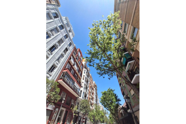 Alquiler a largo plazo - Piso - Valencia - Russafa