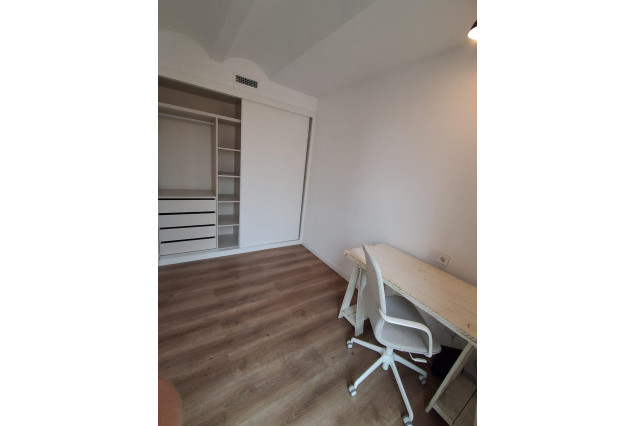Alquiler a largo plazo - Piso - Valencia - El Pilar
