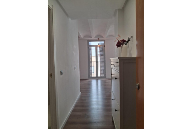 Alquiler a largo plazo - Piso - Valencia - El Pilar