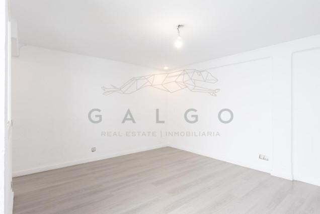 Revente - Vloer - Valencia - Nou Moles