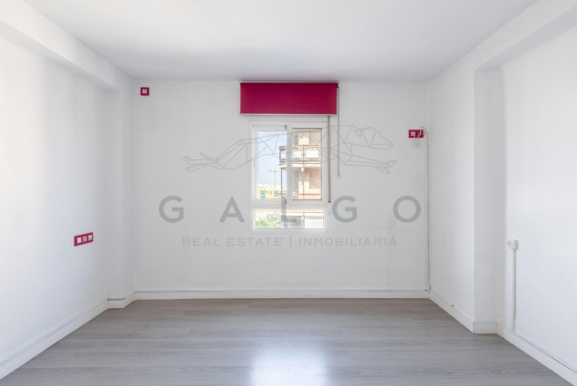 Revente - Vloer - Valencia - Nou Moles