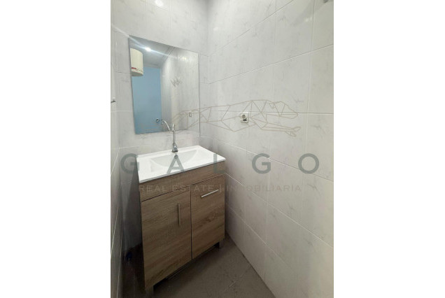 Long time Rental - Commercial premises - Valencia - Mestalla