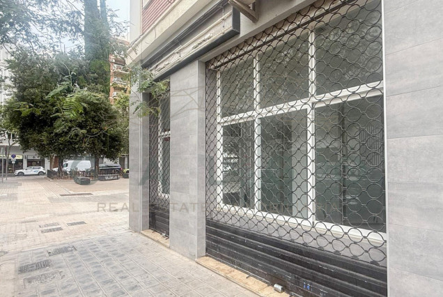 Long time Rental - Commercial premises - Valencia - Mestalla