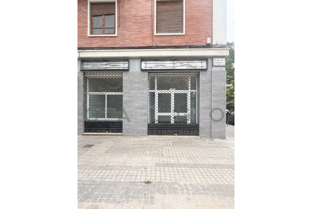 Long time Rental - Commercial premises - Valencia - Mestalla