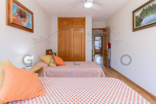 Sale - Flat - Valencia - En Corts