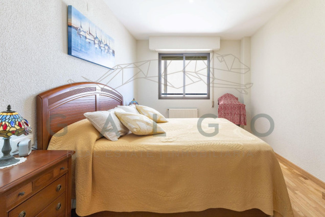 Sale - Flat - Valencia - En Corts
