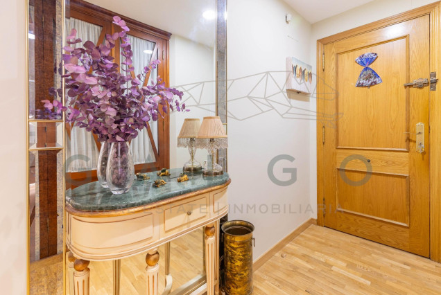 Sale - Flat - Valencia - En Corts