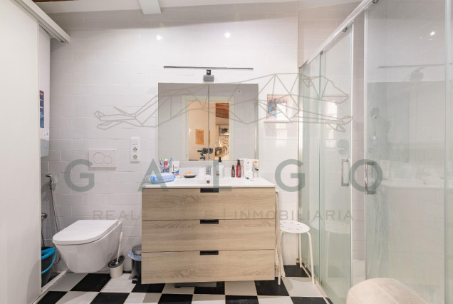 Sale - Flat - Valencia - Centro - Sant Francesc