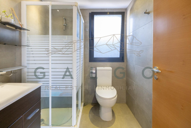 Venta - Chalet - San Antonio de Benageber - Urbanizacion montsano