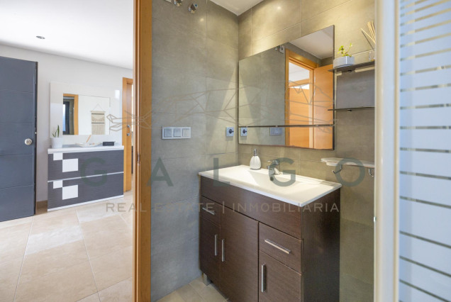 Venta - Chalet - San Antonio de Benageber - Urbanizacion montsano