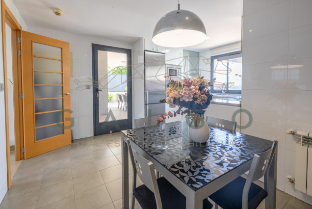 Venta - Chalet - San Antonio de Benageber - Urbanizacion montsano