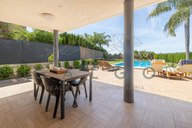 Venta - Chalet - San Antonio de Benageber - Urbanizacion montsano