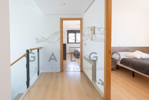 Venta - Chalet - San Antonio de Benageber - Urbanizacion montsano