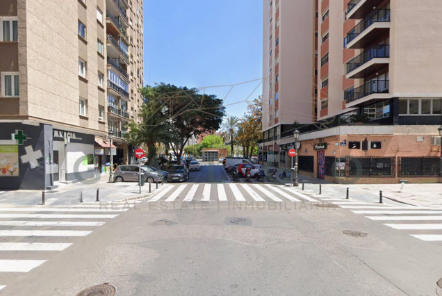 Venta - Garaje - Valencia - L´Amistat - Amistad