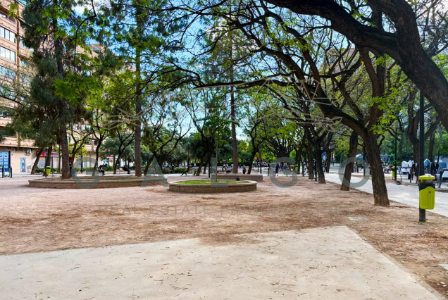 Sale - Flat - Valencia - Russafa
