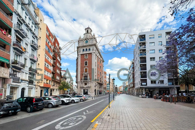 Sale - Flat - Valencia - Russafa