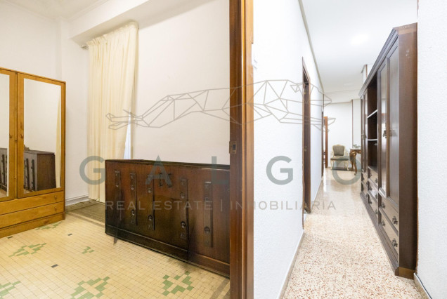 Revente - Vloer - Valencia - Russafa