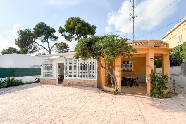 Alquiler a largo plazo - Casa - Paterna - LA CAÑADA