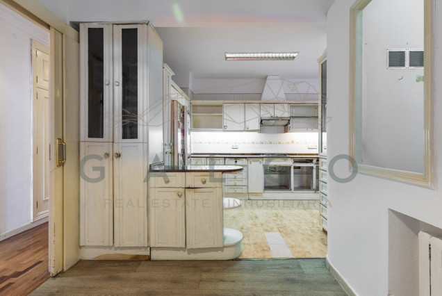 Sale - Flat - Valencia - Sant Francesc