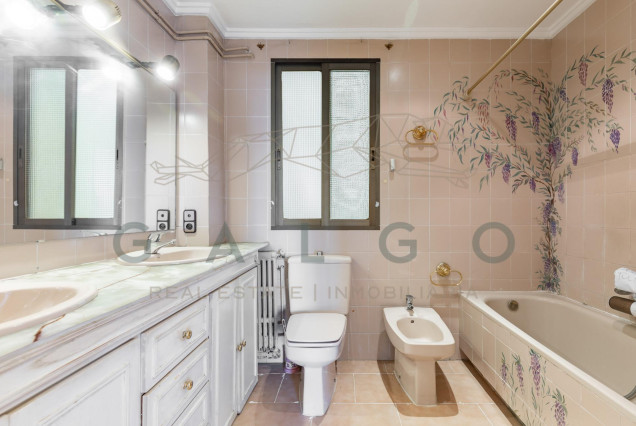 Sale - Flat - Valencia - Sant Francesc