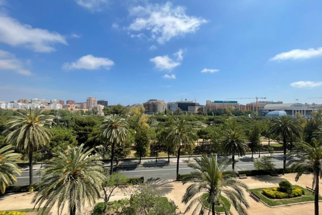 Alquiler a largo plazo - Piso - Valencia - Gran Vía