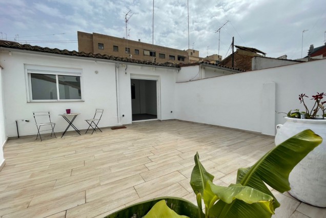 Revente - Chalet - Valencia - Benicalap